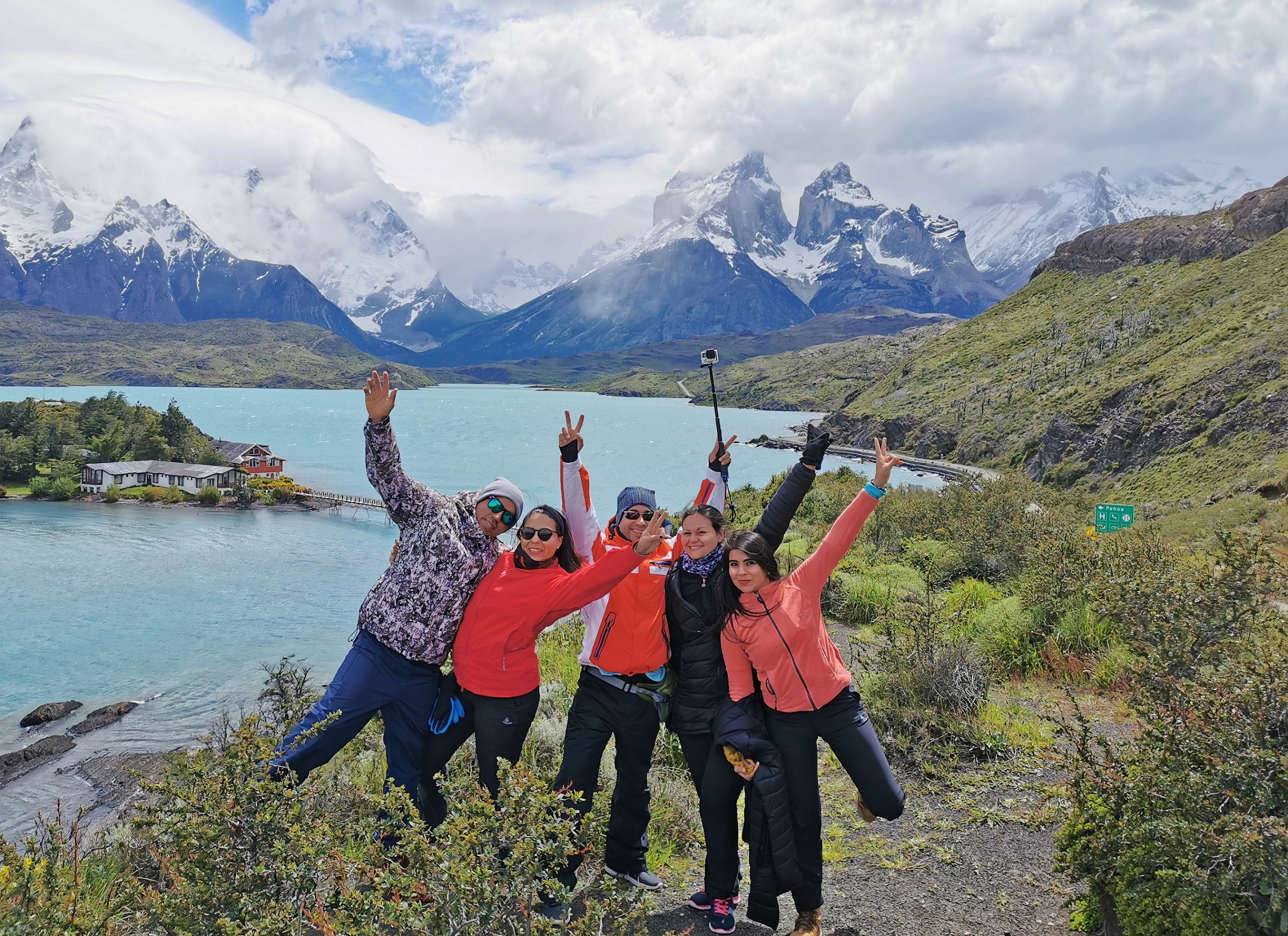 Full Day Torres del Paine & Cueva del Milodon desde Punta Arenas - Imagen 4