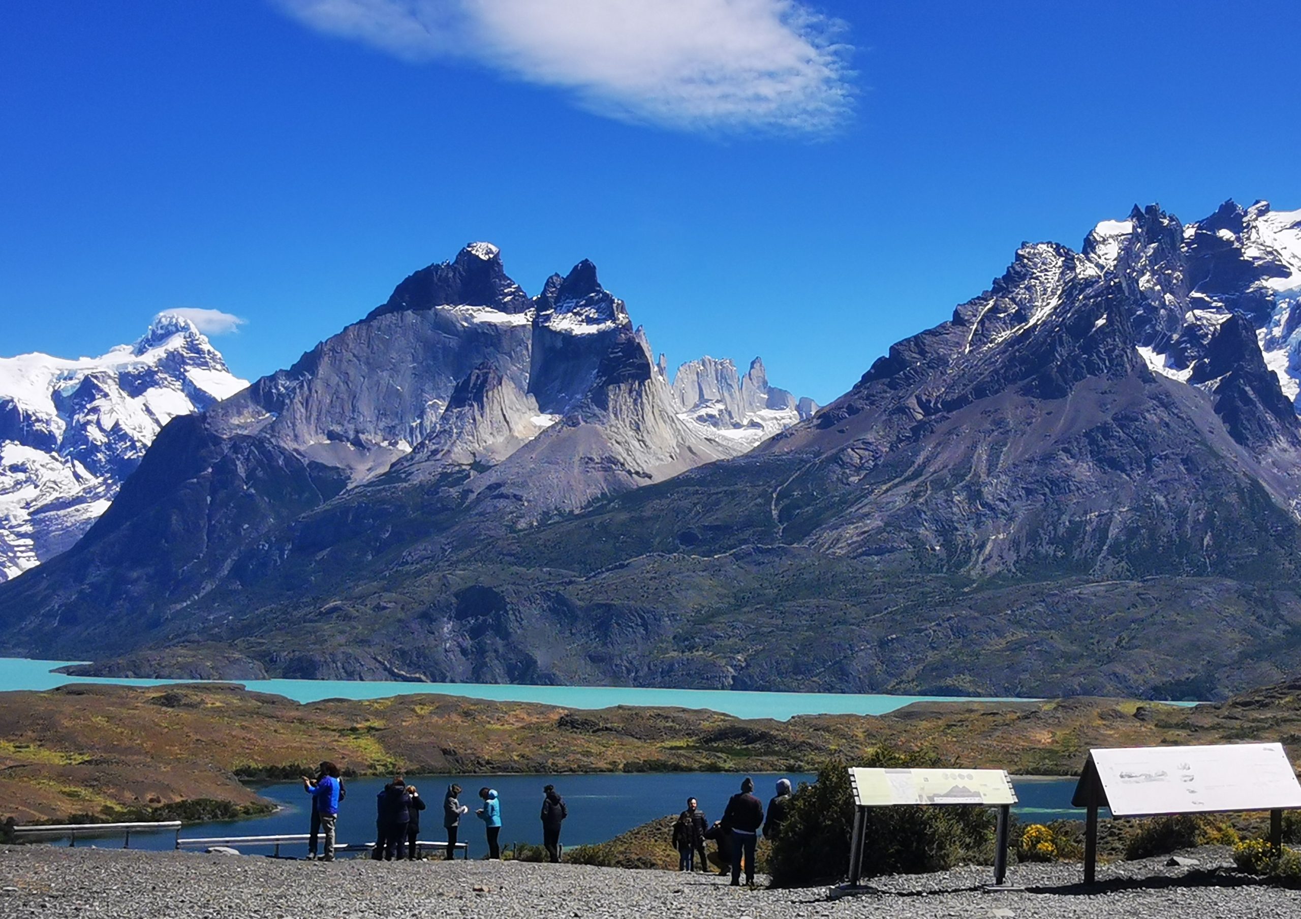 Full Day Torres del Paine & Cueva del Milodon PRIVADO (1 a 6 pax) - Imagen 3