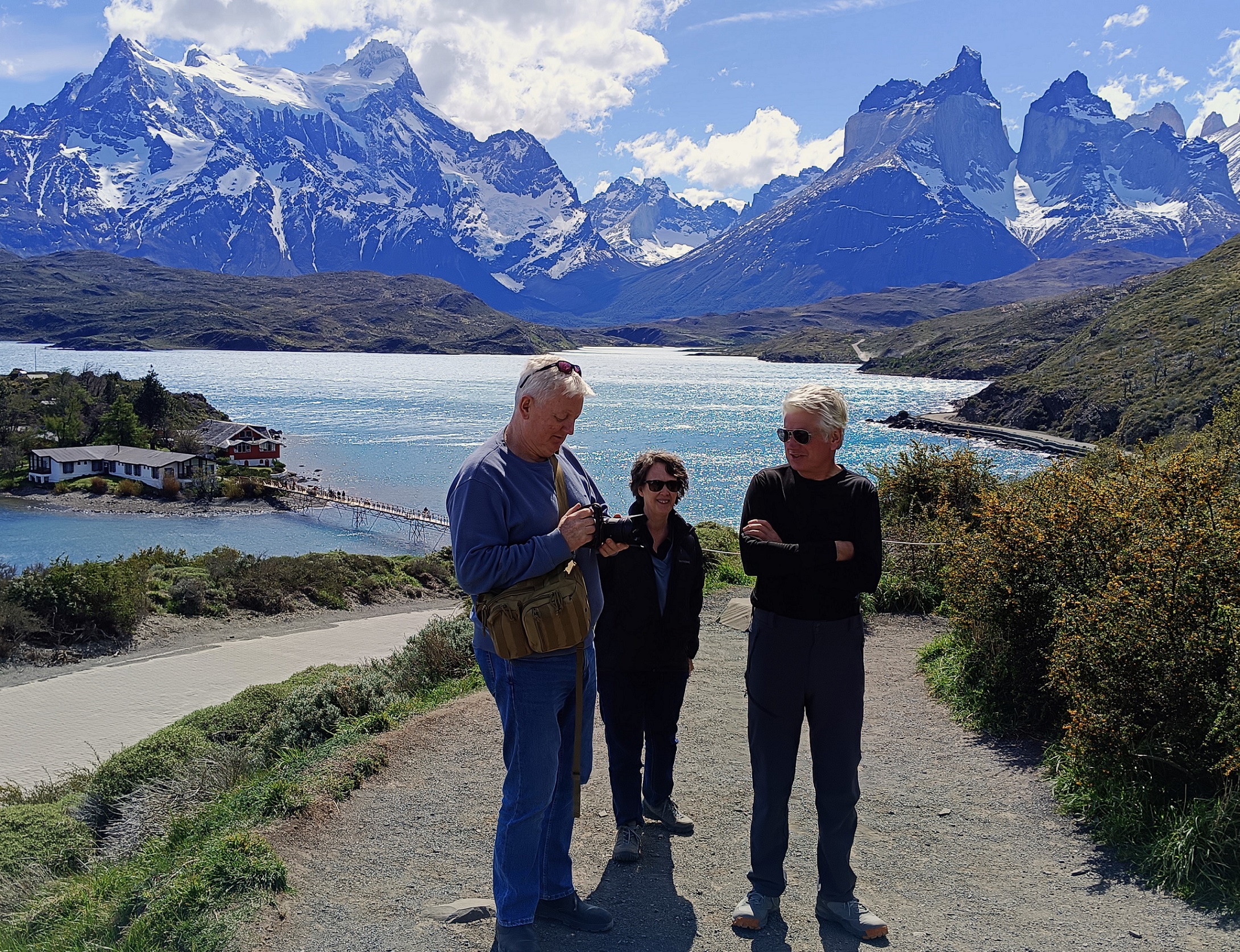 Full Day Torres del Paine & Cueva del Milodon PRIVADO (1 a 6 pax) - Imagen 17