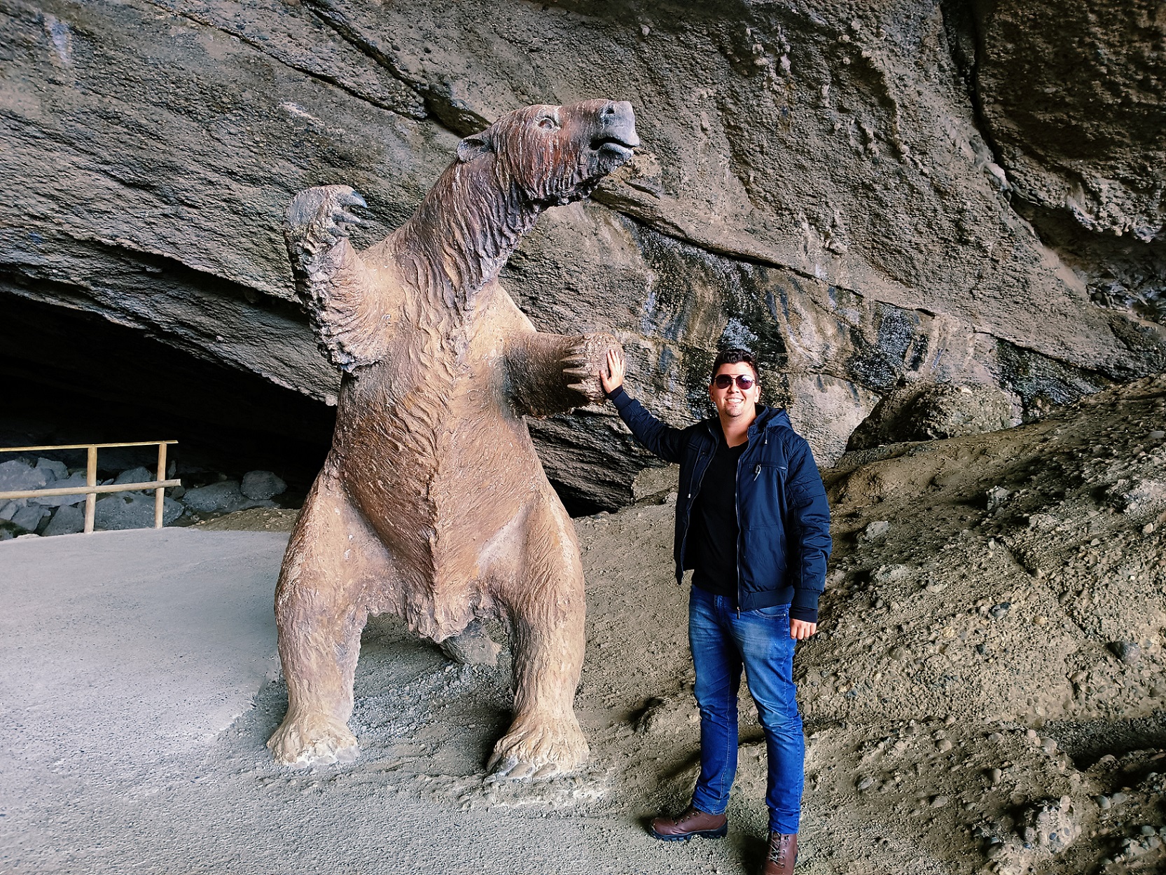 Full Day Torres del Paine & Cueva del Milodon PRIVADO (1 a 6 pax) - Imagen 25