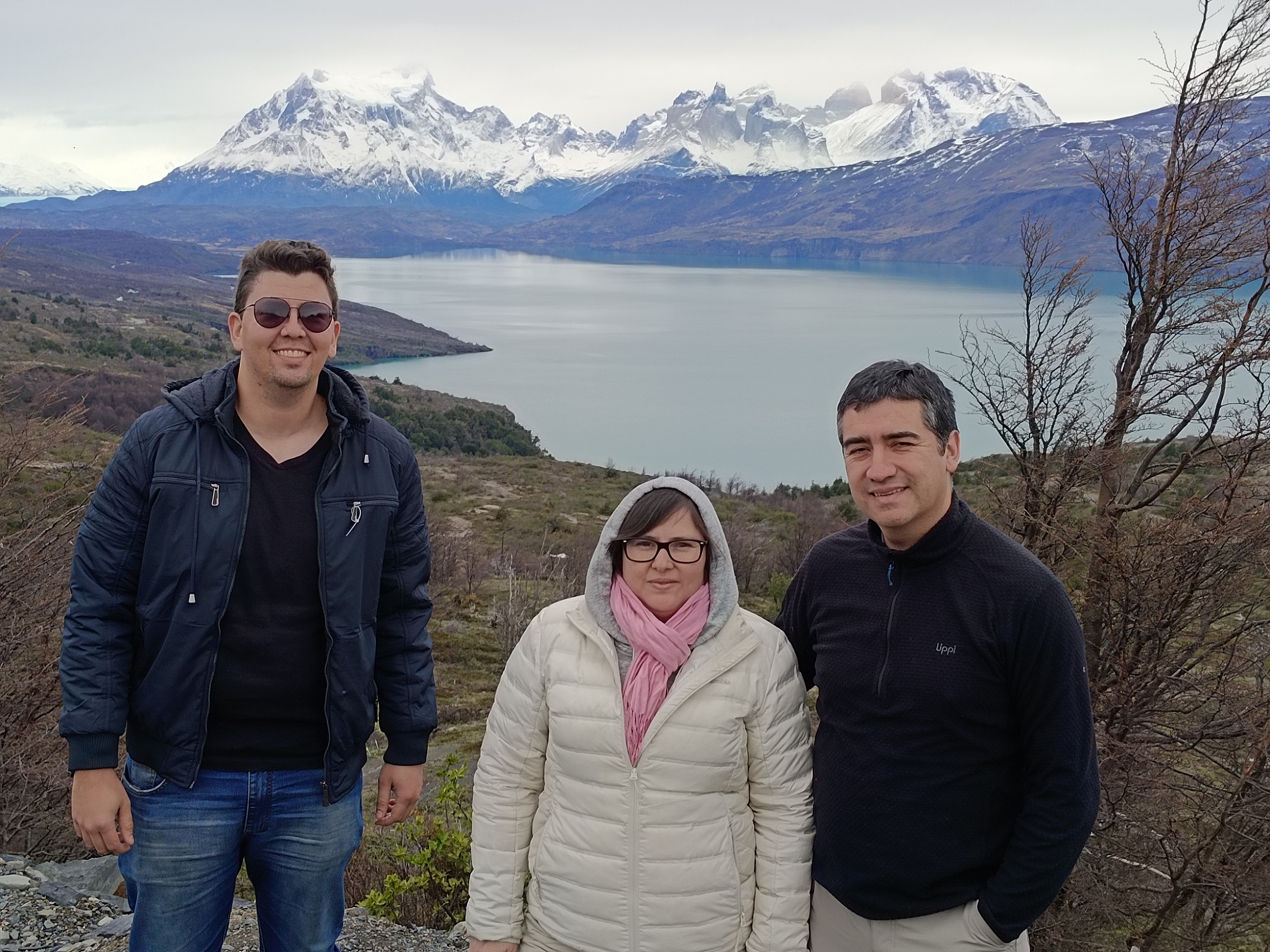 Full Day Torres del Paine & Cueva del Milodon PRIVADO (1 a 6 pax) - Imagen 7